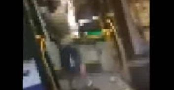 פתח תקווה: בן 31 מואשם בתקיפת נהג אוטובוס