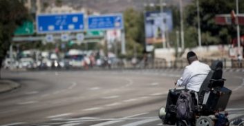 עבריין מס ירצה מאסר כי נפצע בתאונה ואינו כשיר לעבודות שירות