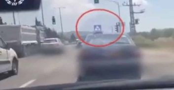 חשד: מורה לנהיגה העבירה שיעור למרות שרישיונה נשלל