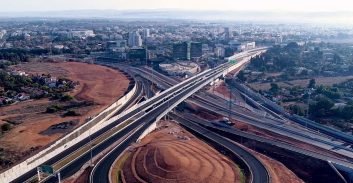 אישום: בכיר בנתיבי ישראל קיבל שוחד ב-800 אלף אירו דרך אחיו בגרמניה