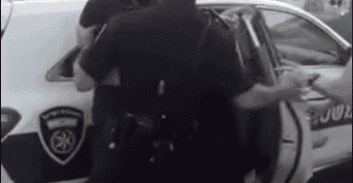 שישי: עצורים במחאה נגד מנדלבליט בפתח תקוה