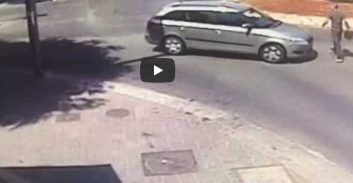 פוסטה TV: כתב אישום נגד רוכב אופנוע שתקף נהג עם קסדה