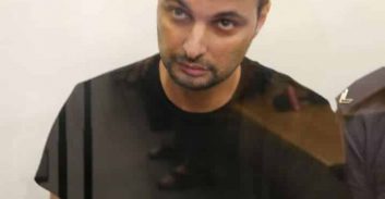 סוכן הדוגמנים הואשם בעבירות מין בשמונה מתלוננים