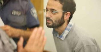 החשוד בפגיעה מינית בעשרות ילדות כבר היה עצור לפני שנה, ושוחרר