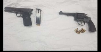 כפר איבטין: שני אקדחים נתפסו מתחת למזרן בחדר השינה