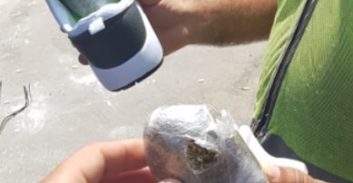 נהג משאית חשוד שניסה להבריח לעזה מריחואנה בתוך משלוח נעליים