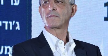 עו"ד חימי על חקירת אלוביץ: "המשטרה חצתה כל גבול אפשרי"