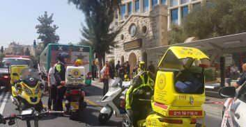 ירושלים: הולכת רגל נפגעה מאוטובוס ונפצעה קשה