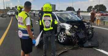 נהג התנגש במעקה בטיחות ונהרג