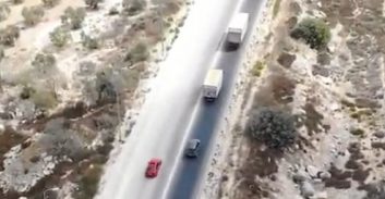 צפו: העקיפה המסוכנת נקלטה במצלמת הרחפן המשטרתי