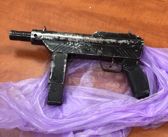 רובה קרלו מאולתר מתחת למיטה? הסתיים בעבודות שירות