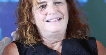 מנדלבליט מגבה את בן ארי: לא הוגש תצהיר כוזב