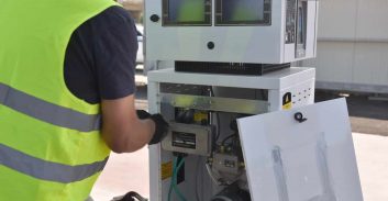 המשטרה ביצעה פשיטה על תחנות דלק פירטיות