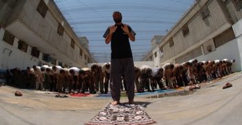 התחייבות של שב"ס: "אסירים מוסלמים לא יעבדו בימי החג שלהם"