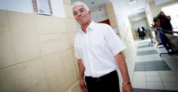 יאיר ביטון מדבר