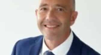 רופא מהשרון החשוד באונס אשתו שוחרר למעצר בית