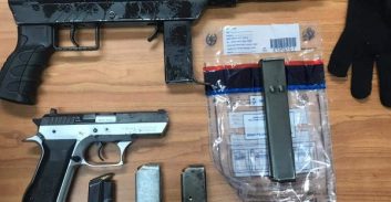 צפון ת"א: אב ובנו נעצרו בחשד להחזקת להחזקת כלי נשק ותחמושת