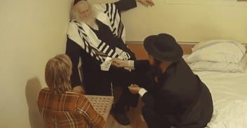 נעצר חשוד בתקיפת בית של מתלונן נגד הרב ברלנד