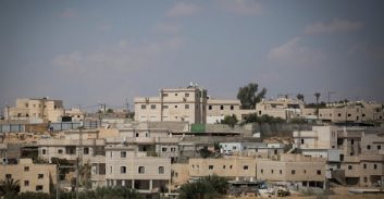 ארבעה בני משפחה מהיישוב חורה נעצרו בחשד להחזקת רימוני רסס