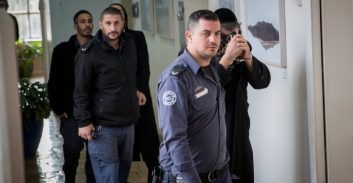 בית המשפט שחרר את חסידי הרב ברלנד: "לא שוכנעתי במסוכנות גבוהה"