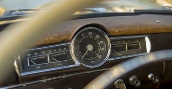 הוסגר לארה"ב נאשם בהונאת כלי רכב בהיקף של מיליוני דולרים