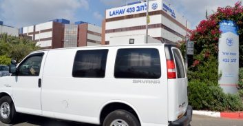 המשטרה: חברות גדולות מתעשיית הרכב קיבלו במרמה רישיון יצרן ממשרד התחבורה