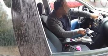 השופטת הודתה שטעתה ונאלצה לזכות נהג שהשתמש בנייד בזמן נהיגה