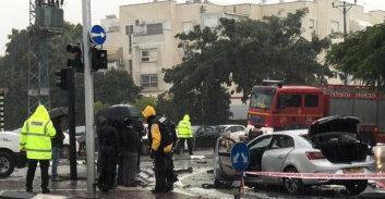 אשקלון: מוכר למשטרה נפצע קל מפיצוץ ברכב