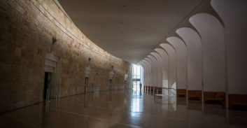 בג"צ יכריע אם מקבלי דוחות יוכלו לעיין בחומרי חקירה לאחר המועד האחרון להישפט