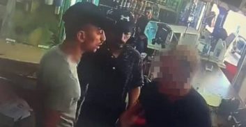 העליון הפחית בעונשם של אחים שדקרו עובדי פיצרייה בבאר שבע