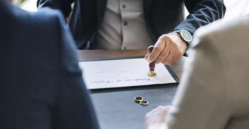 להתחתן בראש שקט: עו"ד נילי שץ על חשיבות עריכת הסכם ממון לפני החתונה