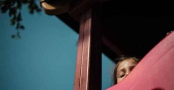 תקף מינית את נכדתו במשך חמש שנים וישלם לה מיליונים