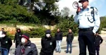 בימים ההם אין שלטון ואין גם מלך