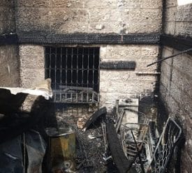 כתב אישום: הצית את דירת השכנים בעזרת נפצים בבוקר פורים