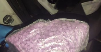 אקסטזי בזול: עבודות שירות על מכירת 590 כדורים לסוכן סמוי