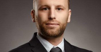 50 תלונות "חדשות" במשטרה נגד עו"ד הילל בבייב