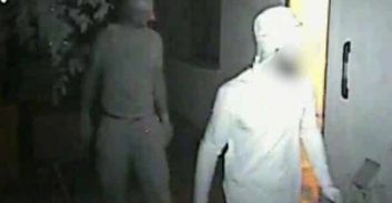 שני בעלי עבר פלילי מאשדוד נתפסו על חם בתוך דירה אך שוחררו ללא תסקיר