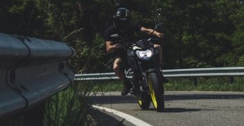 שלושה חודשי פסילה לנאשם שרכב על אופנוע כבד ללא רישיון וגרם לתאונה