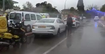 הוד השרון: רצח את בתו הפעוטה ופצע את אשתו ובת נוספת