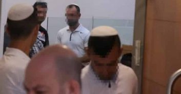 עבריין מפורסם שבנו נעצר בתיק עבירות מין – ושוחרר: "מה שוות המילים של הטוען המשטרתי?"