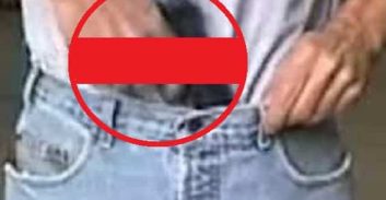 היה או לא היה אקדח מתחת לחולצת הבעל הנאשם באיומים על אשתו?