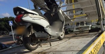 אשקלון: מוכר למשטרה נעצר בחשד שרכב על אופנוע עם לוחית רישוי מוסתרת