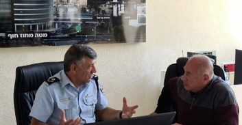 הרצח הכפול בדלית אל כרמל במרכז פגישת מפקד מחוז חוף עם ראש מועצת עוספיה