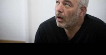 מימון ללא גבולות: הוכפל שכר הטרחה שהמדינה שילמה לסנגורים של רונאל פישר