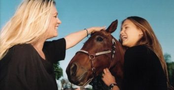 הסדר טיעון: עבודות שירות לבר רפאלי, 16 חודשי מאסר לאימה ציפי