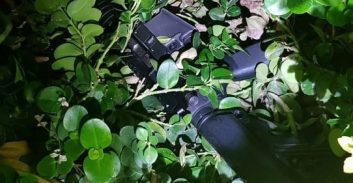 צעיר מאום אל פאחם נאשם שירה עשרות כדורים מגג בית