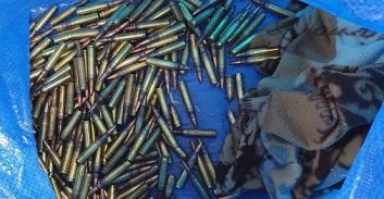 1,300 כדורי תחמושת בביתו של מוכר למשטרה מיפו