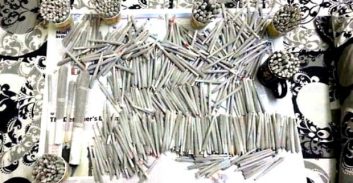 מ-7,952 ג'וינטים שנתפסו הנאשם הורשע בהחזקה של 74 בלבד