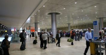 עתירה לבג"ץ: מניעת הטיסות לחו"ל בלתי חוקית ופוגעת בזכויות יסוד