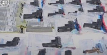 צעירה חירשת אילמת ותושבי שטחים חשודים בסחר באמל"ח